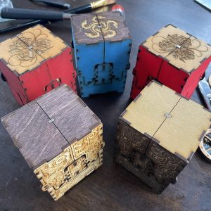 Mechanical deck box